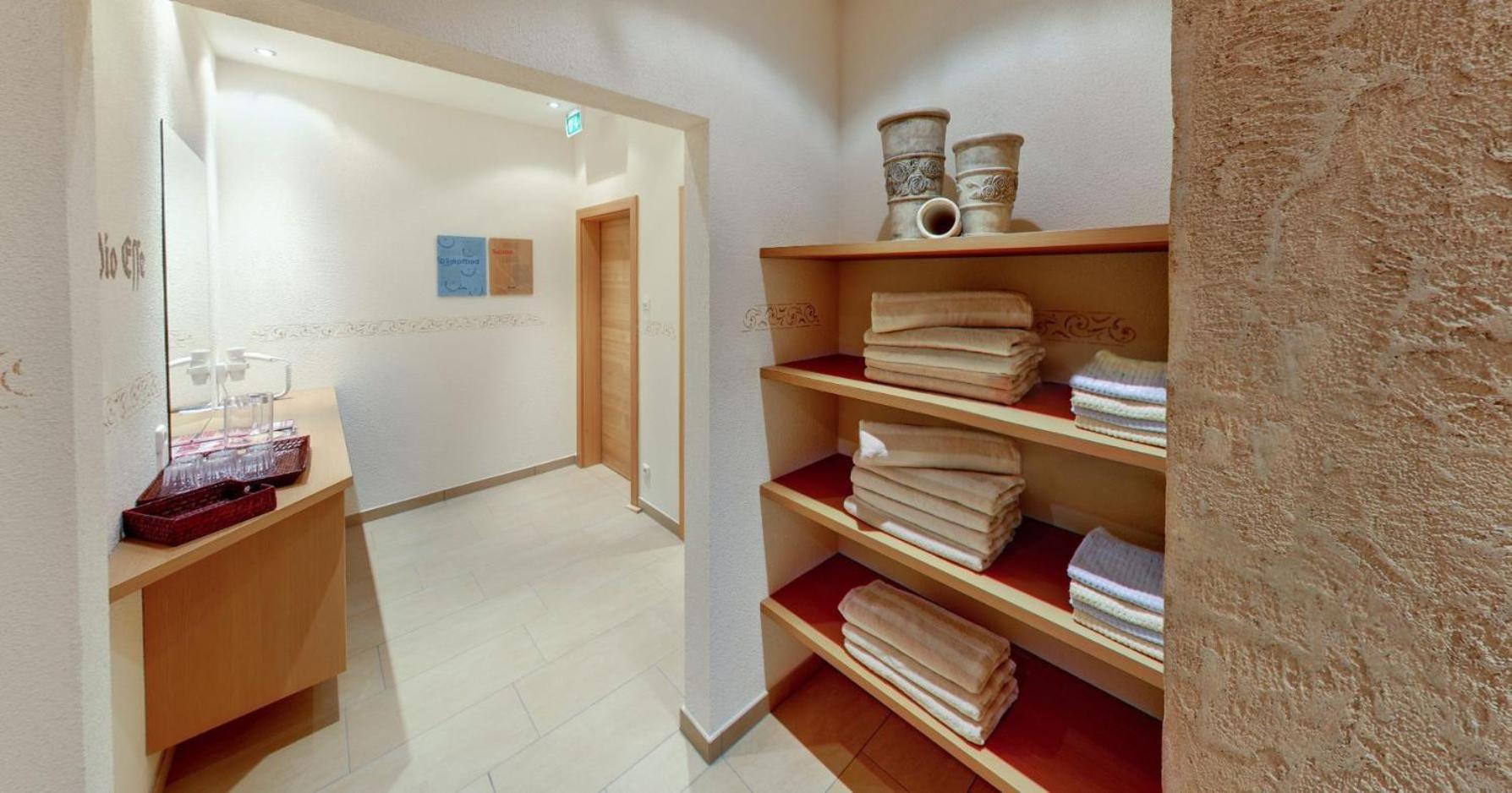 Appartements Am Burgsee Ladis Bagian luar foto